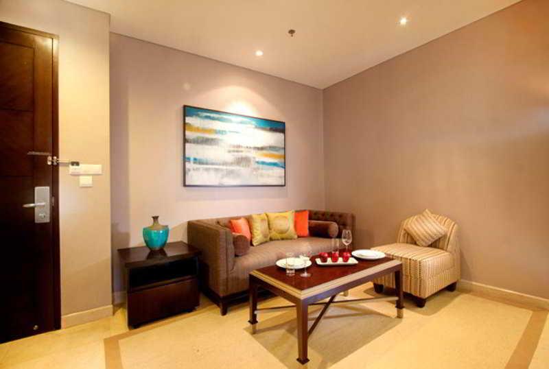 The Grove Suites By Grand Aston Yakarta Exterior foto