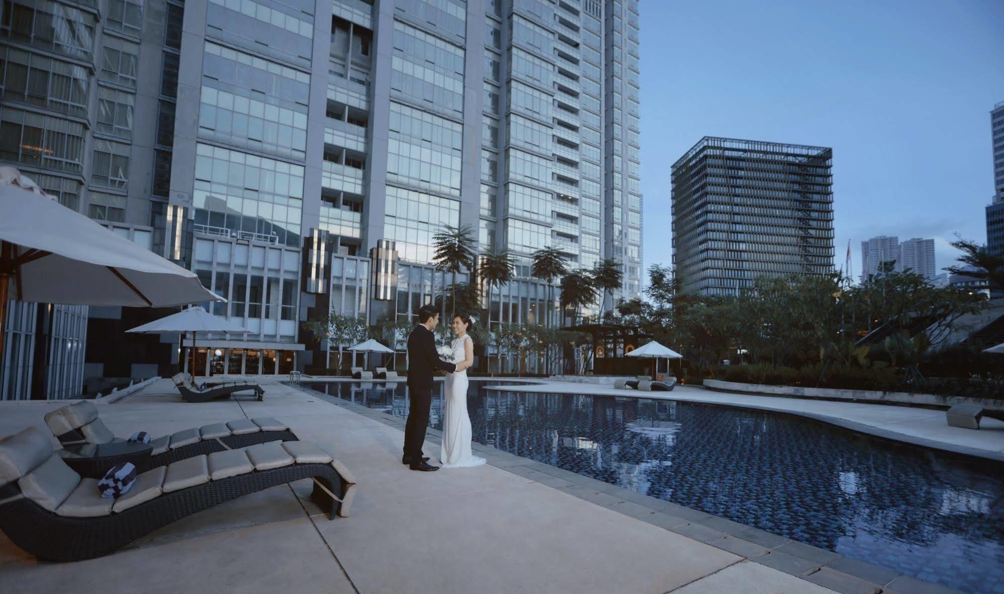 The Grove Suites By Grand Aston Yakarta Exterior foto